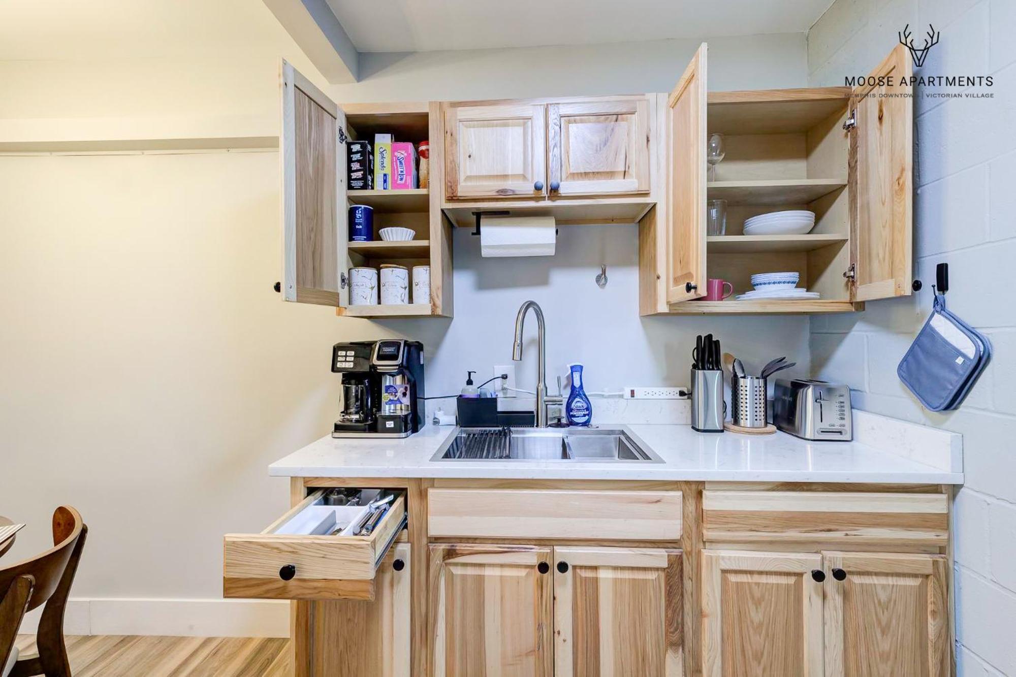 Ferienwohnung The Moose #9 - Brand New Luxe Modern Loft With Free Parking, King Bed & Fast Wifi Memphis Exterior foto